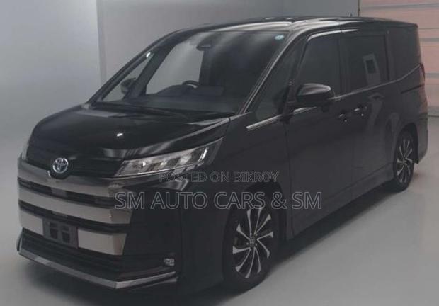 Toyota Noah 2022 Black