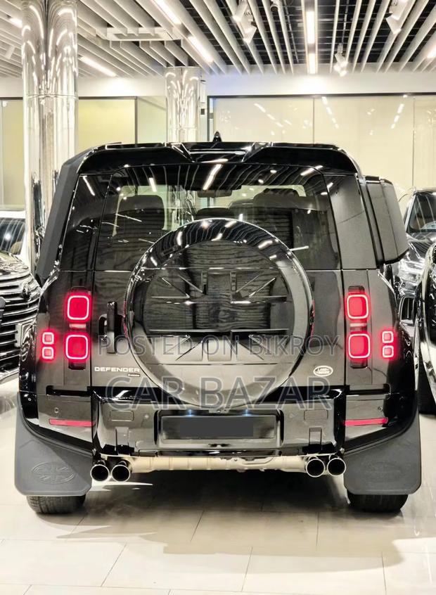 Land Rover Defender X-Dynamic SE 2023 Black