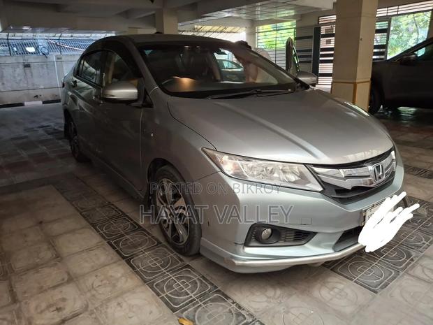 Honda Grace 2015 Gray