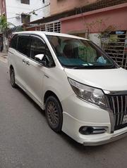 Toyota Noah 2015 White for sale