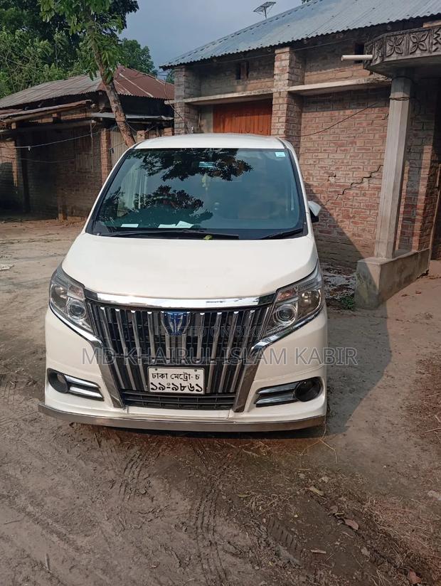 Toyota Noah 2015 White