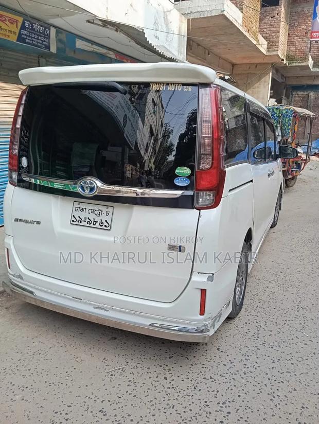 Toyota Noah 2015 White