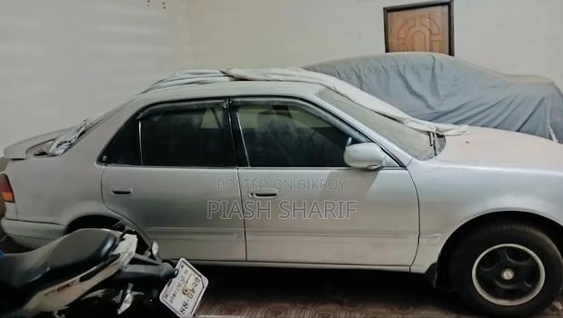 Toyota Corolla Sedan 1995 Gray