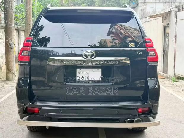 Toyota Land Cruiser Prado 2.7 2021 Black
