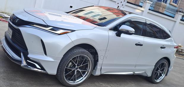 Toyota Harrier Hybrid Z 2023 Pearl