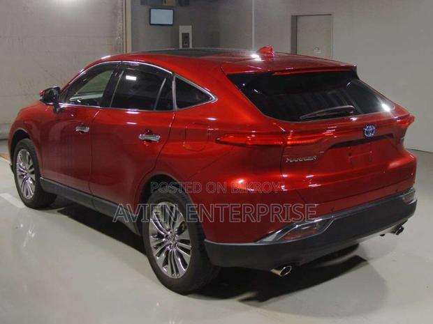 Toyota Harrier 2.5 Hybrid 2021 Red