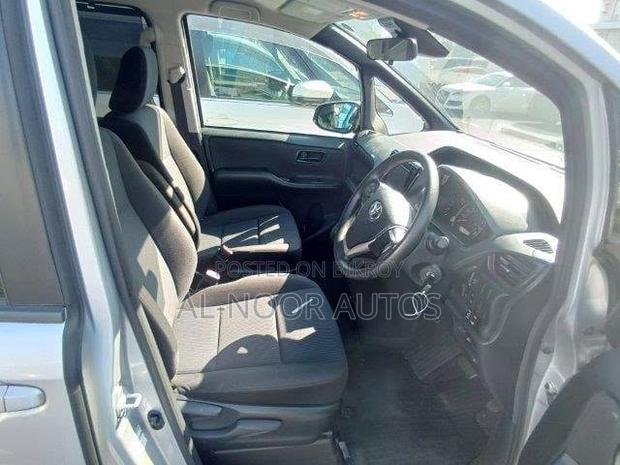 Toyota Noah 2.0 FWD (8 Seater) 2021 Silver
