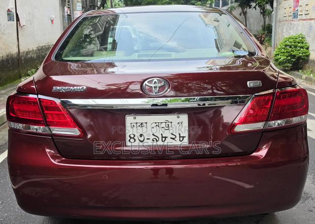 Toyota Premio 2017 Maroon