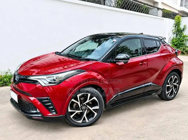 Toyota C-HR 2017 Red