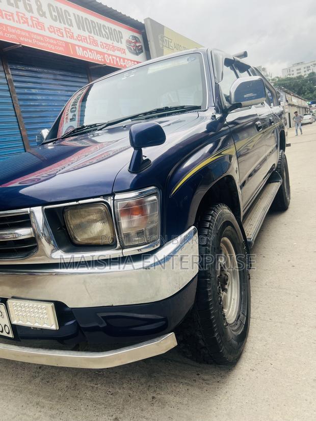 Toyota Hilux Surf 1997 Blue