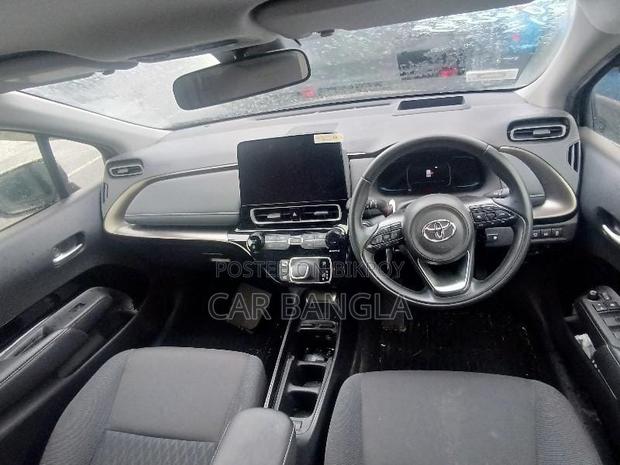 Toyota Aqua 2021 Beige