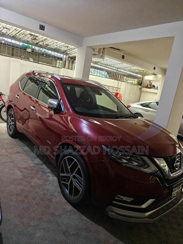 Nissan X-Trail 2017 Red