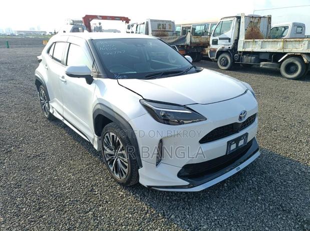 Toyota Yaris Cross 2021 Pearl