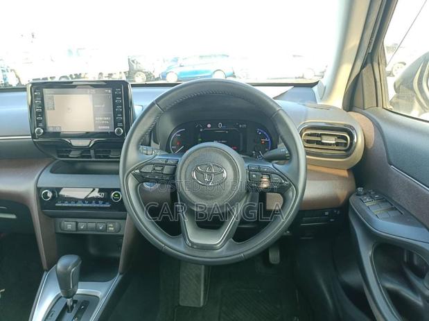 Toyota Yaris Cross 2021 Pearl