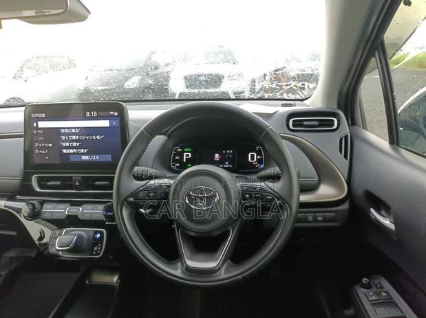Toyota Aqua 2021 Pearl