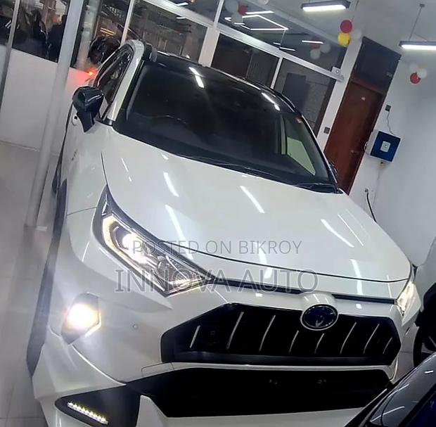 Toyota RAV4 2020 Pearl