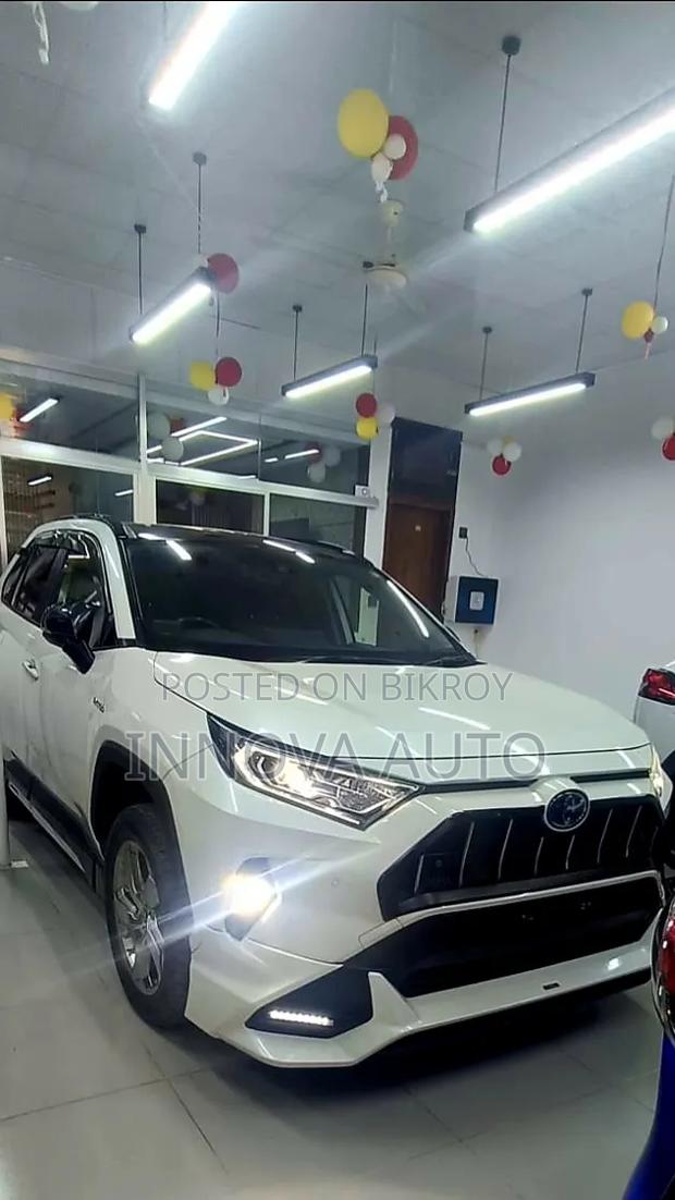 Toyota RAV4 2020 Pearl