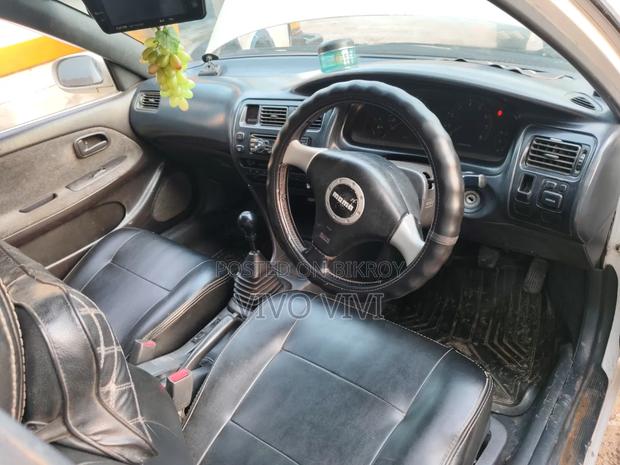 Toyota Corolla 1993 White