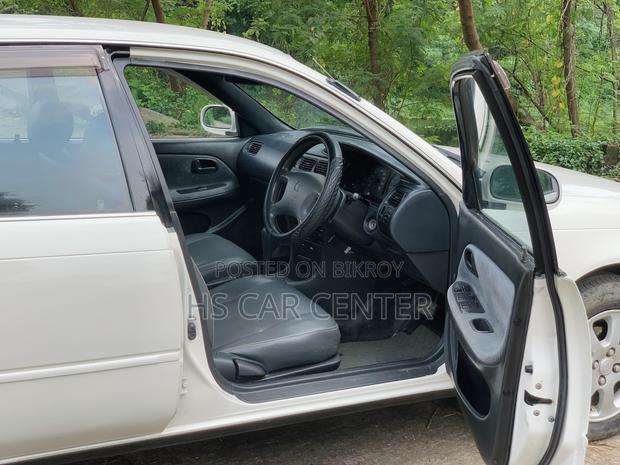 Toyota Corolla Sedan 1995 White
