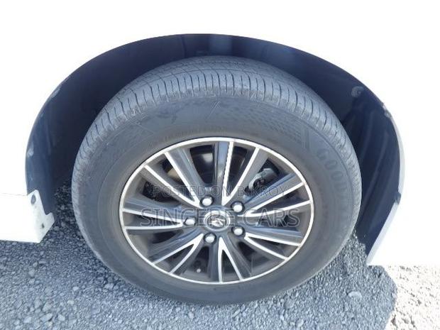 Toyota Noah 2021 Pearl