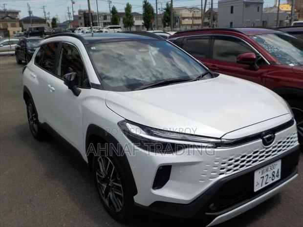Toyota Corolla Cross 2026 Pearl