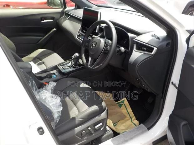 Toyota Corolla Cross 2026 Pearl