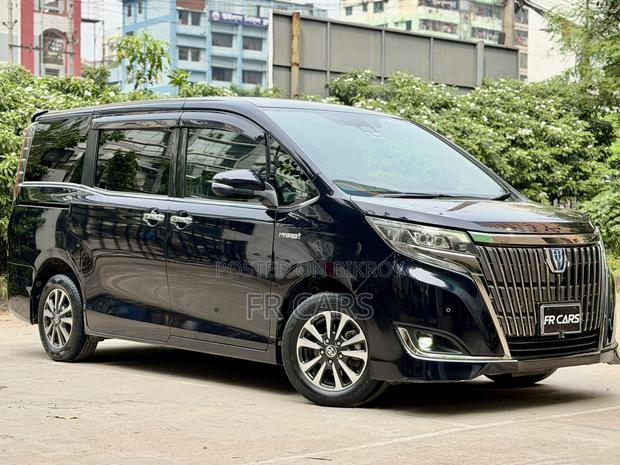 Toyota Esquire 1.8 FWD Hybrid (7 seater) 2019 Black