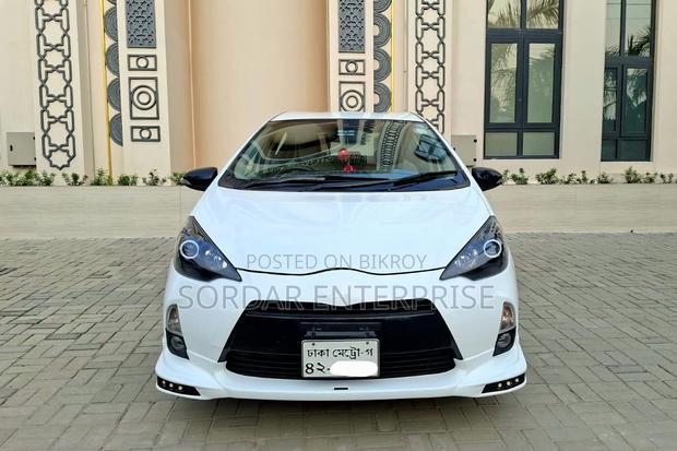 Toyota Aqua 2013 White