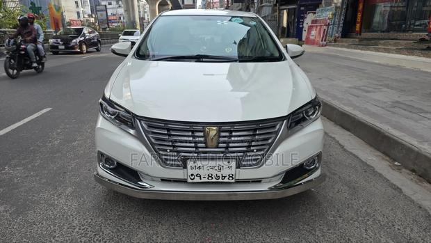 Toyota Premio 1.5 FWD 2014 Pearl