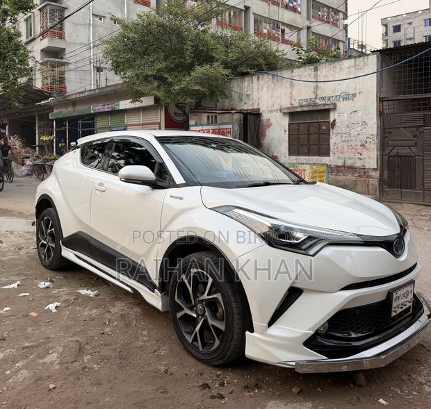 Toyota C-HR 2017 Pearl