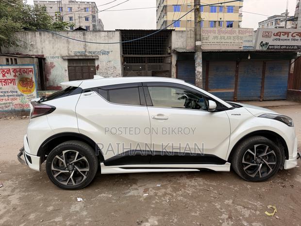 Toyota C-HR 2017 Pearl