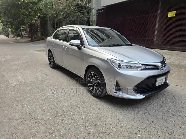 Toyota Axio 2019 Silver