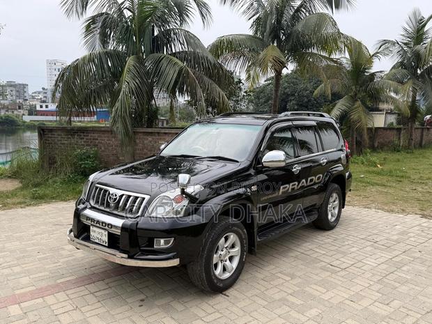 Toyota Land Cruiser Prado 2006 Black