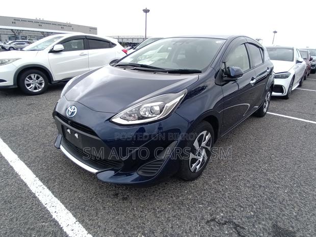 Toyota Aqua 2021 Blue
