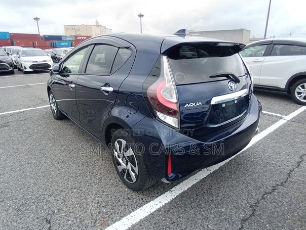 Toyota Aqua 2021 Blue