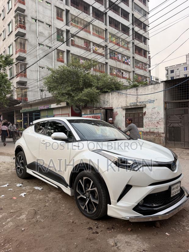 Toyota C-HR 2017 Pearl