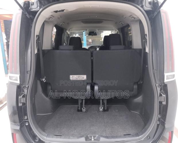 Toyota Noah 1.8 FWD Hybrid (7 seater) 2021 Black