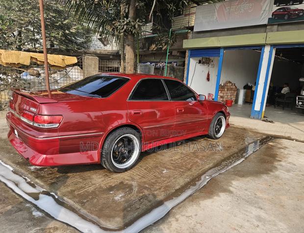 Toyota Mark II 2.0 RWD 2000 Red