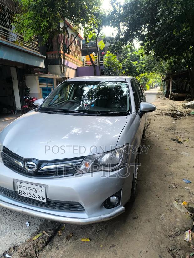 Toyota Corolla Fielder 2013 Silver