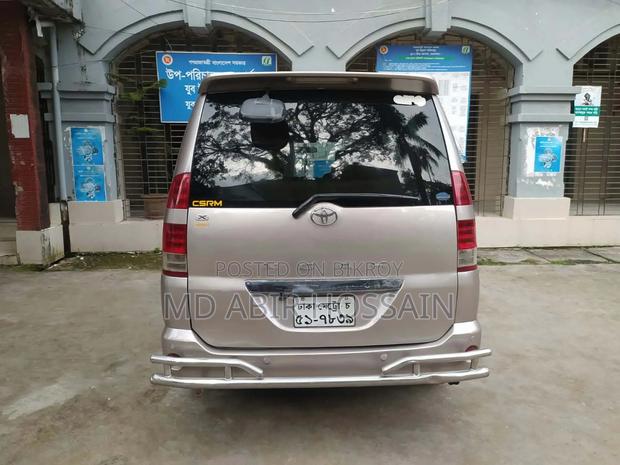 Toyota Verso 1.6 2013 Brown