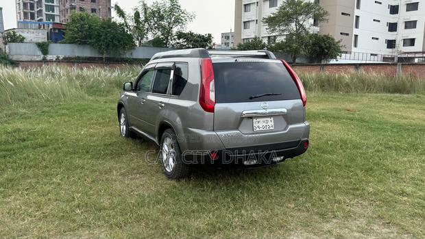 Nissan X-Trail 2012 Gray