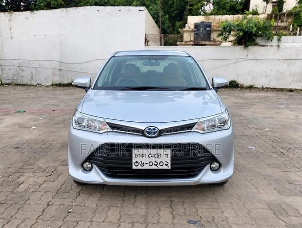 Toyota Axio 2015 Silver