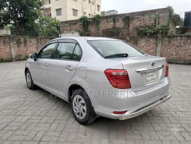 Toyota Axio 2015 Silver