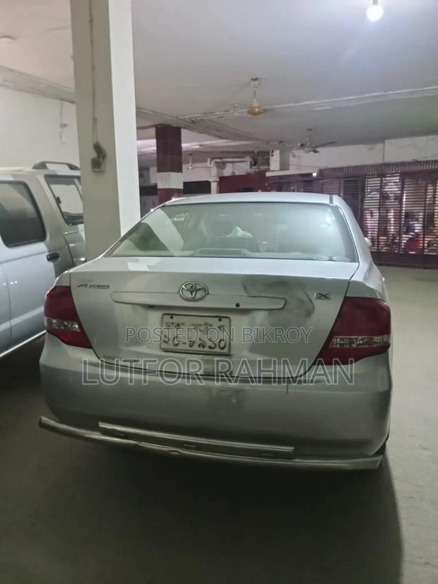 Toyota Axio 2011 Silver