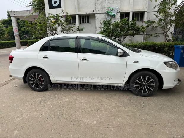 Toyota Axio 1.5 G 4WD 2012 White