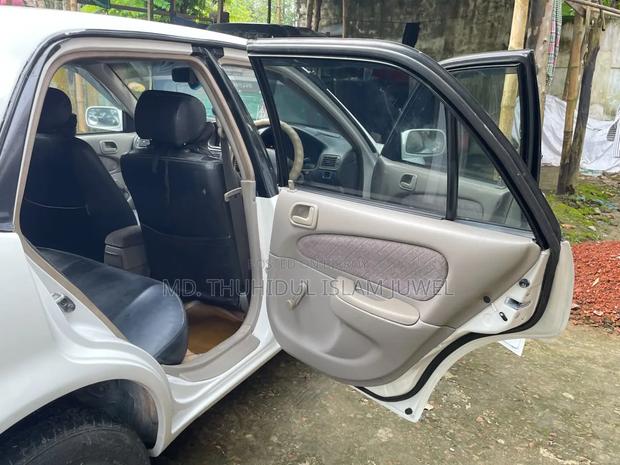 Toyota Corolla Automatic 1999 White
