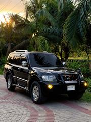 Mitsubishi Pajero 2004 Black for sale