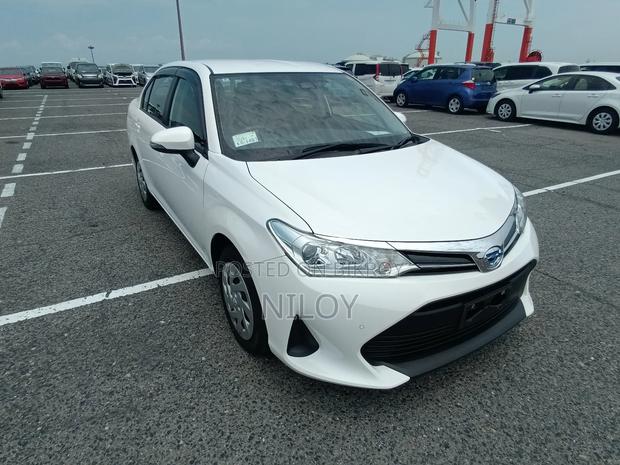 Toyota Axio 2022 White