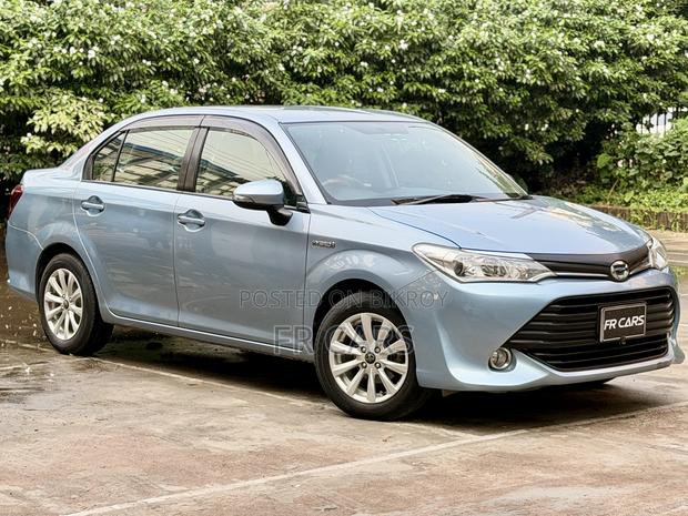 Toyota Axio 1.5 Hybrid 2WD 2016 Blue