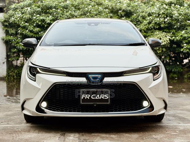 Toyota Corolla Touring WxB 2020 White